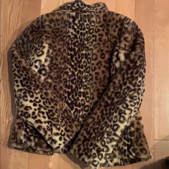 Cheetah leopard print fuzzy jacket - Picture 6 of 6